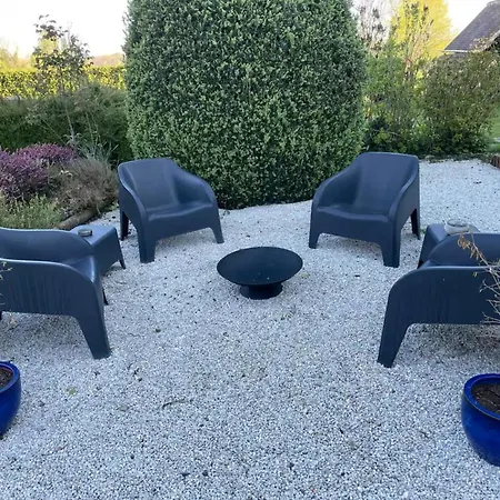 Le Domaine Des Courts Champs