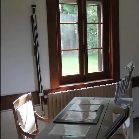 Vila Le Domaine Des Courts Champs