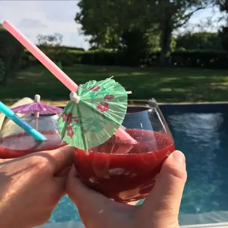 Le Domaine Des Courts Champs Vila *